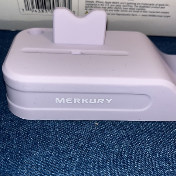 Merkury 3 in 1 Device Stand Lavender Desktop Charging Station NEW NIB - Picture 7 of 9